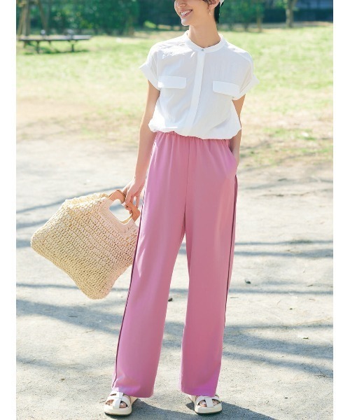 IEDIT（イディット）の「ＩＥＤＩＴ　スマートに決まる比翼仕立てのスタンドカラーブラウス（シャツ/ブラウス・レディース・ホワイト/ネイビー/グレイッシュベージュ・MEDIUM/LARGE/X-LARGE/XX-LARGE/SMALL/XXX-LARGE）」の5枚目の写真