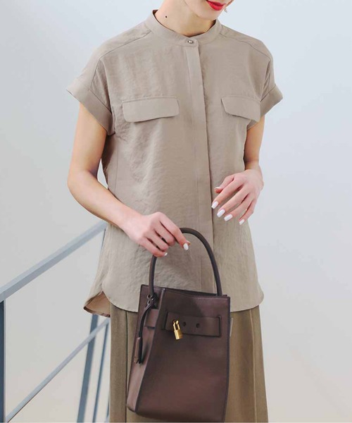 IEDIT（イディット）の「ＩＥＤＩＴ　スマートに決まる比翼仕立てのスタンドカラーブラウス（シャツ/ブラウス・レディース・ホワイト/ネイビー/グレイッシュベージュ・MEDIUM/LARGE/X-LARGE/XX-LARGE/SMALL/XXX-LARGE）」の7枚目の写真