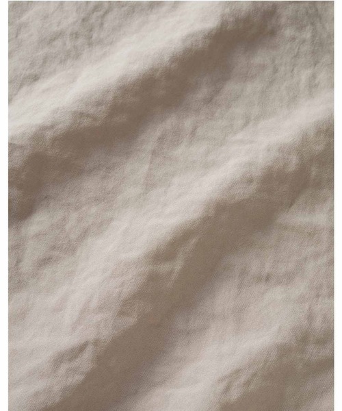 IEDIT（イディット）の「ＩＥＤＩＴ　スマートに決まる比翼仕立てのスタンドカラーブラウス（シャツ/ブラウス・レディース・ホワイト/ネイビー/グレイッシュベージュ・MEDIUM/LARGE/X-LARGE/XX-LARGE/SMALL/XXX-LARGE）」の22枚目の写真