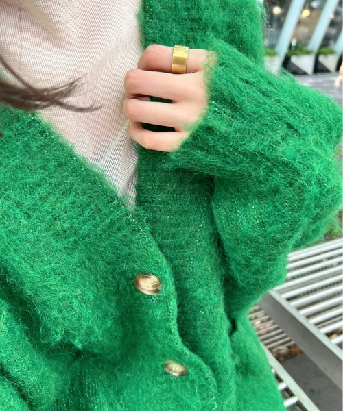 Olu.（オルドット）の「ボリュームカラーニットカーディガン（カーディガン/ボレロ・レディース・グリーン/ベージュ系その他/ライトグレー/ライトブルー/パープル・FREE）」の17枚目の写真