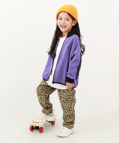 devirock（デビロック）の「【セットアップ可能】サイドライン ジップジャケット（ブルゾン・キッズ・グリーン/アイボリー/バイオレット/ブラック/グレー/ネイビー/ピンク系3/ブルー系/ダークブラウン・160cm/150cm/100cm/110cm/120cm/140cm/130cm）」の17枚目の写真