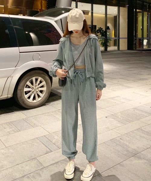 PRIVATE  BEACH（プライベートビーチ）の「3点セットルームウェア クロップド丈パーカー＆ミニキャミソール＆フルレングスパンツ（ルームウェア/パジャマ・レディース・ブラック/ダークグレー/ライトグレー/グレー/ネイビー・M/L/LL）」の15枚目の写真