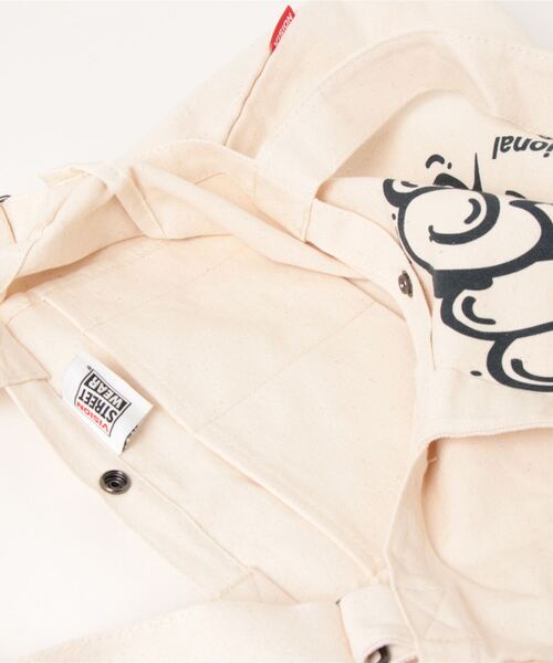 UP START（アップスタート）の「VISION ヴィジョン 帆布プリント２Wayトートバック ストリート大人カジュアル（トートバッグ・メンズ・ホワイト系その他2/ホワイト系その他3/ホワイト系その他4/ホワイト系その他・FREE）」の7枚目の写真