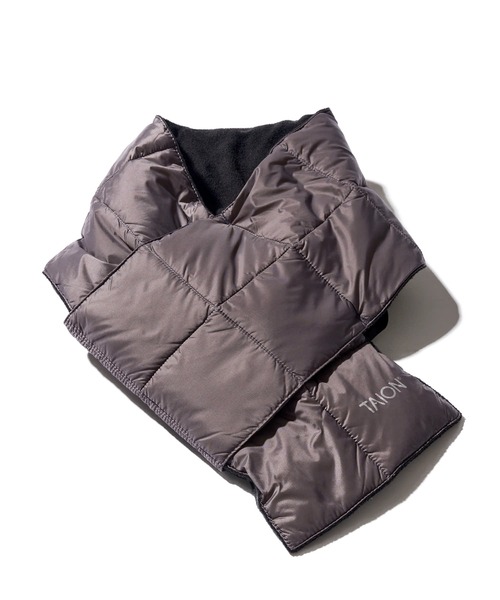TAION(タイオン)の「【TAION / タイオン】BASIC DOWN SCARF / キルティングダウンマフラー(マフラー・レディース・サンドベージュ/オフホワイト/ネイビー/ブラック/カーキ/チャコールグレー/グレー/ライトグレー/セージグリーン・FREE)」の5枚目の写真