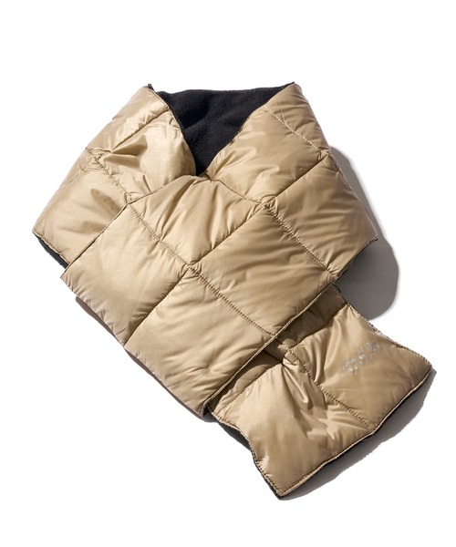 TAION(タイオン)の「【TAION / タイオン】BASIC DOWN SCARF / キルティングダウンマフラー(マフラー・レディース・サンドベージュ/オフホワイト/ネイビー/ブラック/カーキ/チャコールグレー/グレー/ライトグレー/セージグリーン・FREE)」の6枚目の写真