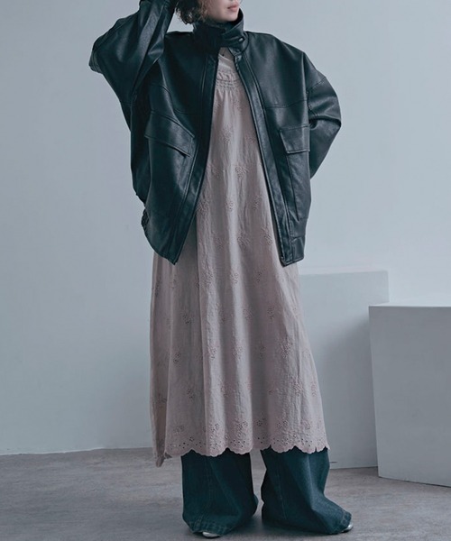 バルマン✖️コラボ　限定版　ジャケット　ブレザー　新品タグ付き　高級感　36 バルマン✖️コラボ 限定版 ジャケット ブレザー 新品タグ付き 高級感