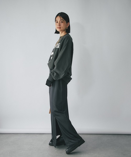 RIVE DROITE（リヴドロワ）の「ナンバリングロゴスエット（スウェット・レディース・アイボリー/チャコールグレー/ブラウン・FREE）」の9枚目の写真