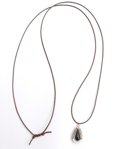 チチカカ（チチカカ）の「ドロップシェルネックレス（ネックレス・レディース・ブラック/レッド・FREE）」の6枚目の写真