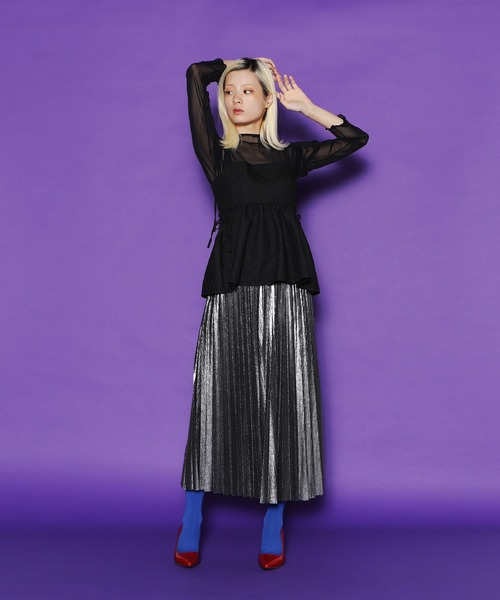 PUNYUS(プニュズ)の「カットアウトキャミソールチュニック(チュニック・レディース・ブラック/ホワイト・2/1/4/3)」の12枚目の写真