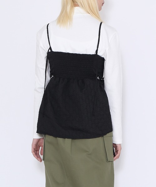 PUNYUS(プニュズ)の「カットアウトキャミソールチュニック(チュニック・レディース・ブラック/ホワイト・2/1/4/3)」の19枚目の写真