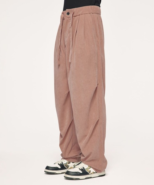CORPUS TOKYO（コーパス トーキョー）の「ワイドパラトルーパーコーデュロイパンツ（その他パンツ・メンズ・スモークピンク/オフホワイト/ダークグリーン・1/2/3/4）」の11枚目の写真