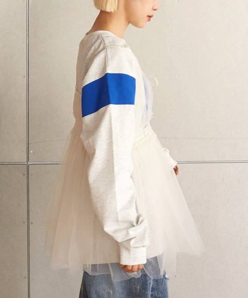 w closet(ダブルクローゼット)の「チュールオーバーキャミソール(チュニック・レディース・キナリ/オフホワイト/ブラック系/ブラック・FREE)」の6枚目の写真