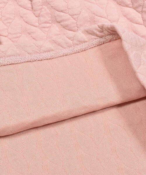Noeil aime BeBe(ノイユエイムベベ)の「ケーブルジャガード肩フリルAライントレーナー(80~130cm)(スウェット・キッズ・グリーン/ピンク・130cm/90cm/100cm/110cm/120cm/80cm)」の17枚目の写真