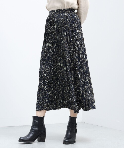 BEAMS HEART（ビームスハート）の「BEAMS HEART / マチ付 フレアスカート（スカート・レディース・ブラウン系その他/ブラック/ネイビー・MEDIUM/SMALL）」の3枚目の写真