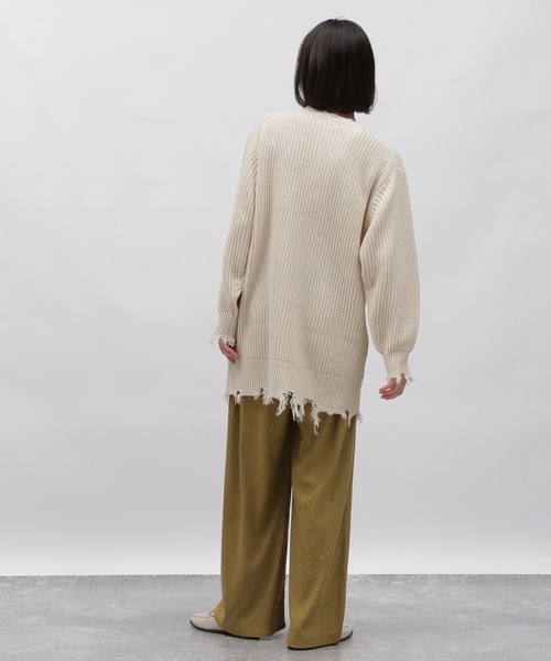 LAKOLE（ラコレ）の「5ゲージダメージニットチュニック / 995964（ニット/セーター・レディース・アイボリー/グレー/ライトグリーン・MEDIUM/SMALL）」の7枚目の写真