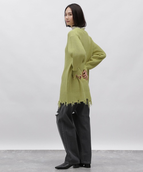 LAKOLE（ラコレ）の「5ゲージダメージニットチュニック / 995964（ニット/セーター・レディース・アイボリー/グレー/ライトグリーン・MEDIUM/SMALL）」の14枚目の写真