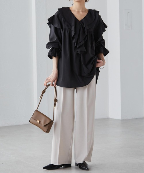 RANAN（ラナン）の「［26SS新色追加］ビッグカラーフリルブラウス（シャツ/ブラウス・レディース・ブルー/オフホワイト/チャコール/コーラルピンク/ブラック/ブルー系その他・M/L/LL）」の21枚目の写真