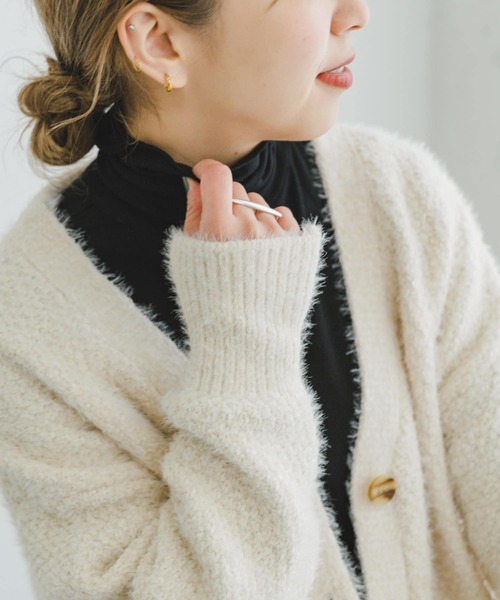 ITEMS URBANRESEARCH（アイテムズ アーバンリサーチ）の「リブタートルネックカットソー（Tシャツ/カットソー・レディース・グリーン/オフホワイト/グレー系その他/ブラック・FREE）」の3枚目の写真