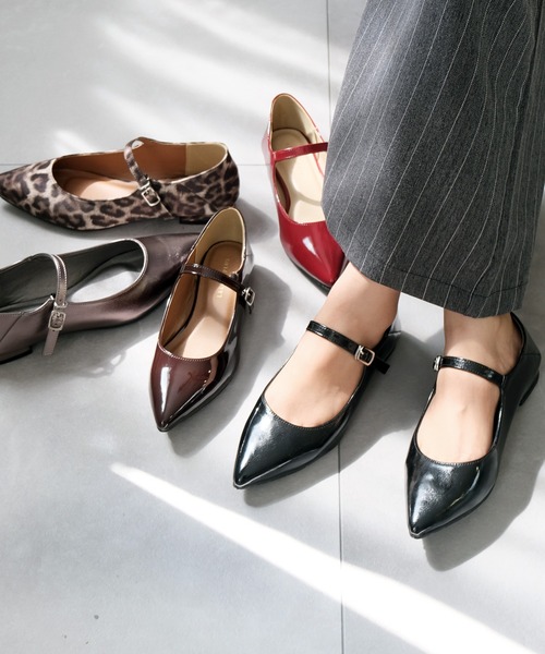 靴ズレしにくい！ポインテッドトゥ メリージェーン ローヒール