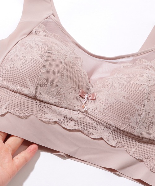 Lace Ladies（レースレディース）の「リボン付き ボタニカル柄 レース ドッキング ノンワイヤー ブラ ナイトブラ（ナイトブラ・レディース・ピンク/ベージュ/ブルーグレー/ブラック・XXL/XL/L/M）」の14枚目の写真