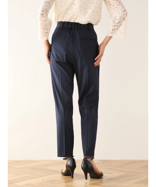 ef-de（エフデ）の「ef-de　タックテーパードパンツ（その他パンツ・レディース・グレイッシュベージュ/ダークネイビー・S/M/L）」の6枚目の写真