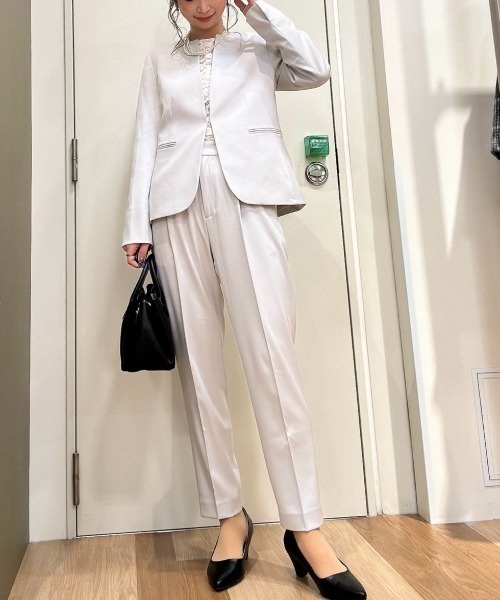 ef-de（エフデ）の「ef-de　タックテーパードパンツ（その他パンツ・レディース・グレイッシュベージュ/ダークネイビー・S/M/L）」の16枚目の写真