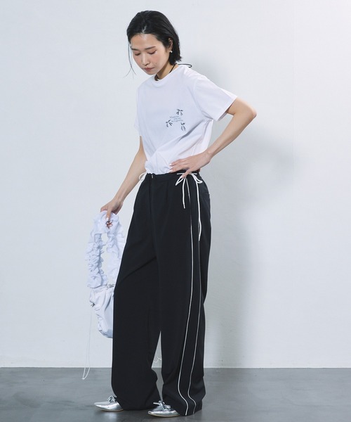 Firsthand（ファーストハンド）の「Firsthand/ファーストハンド サイドラインリボンパンツ / スラックスパンツ / ワイドパンツ（スラックス・レディース・ブラック/チャコールグレー・M/S）」の2枚目の写真