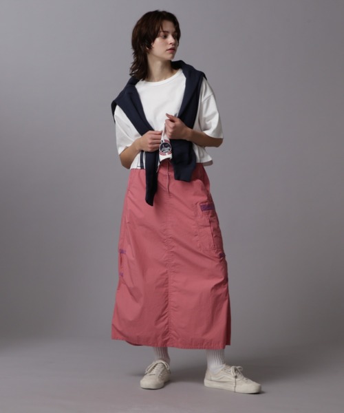 AVIREX（アヴィレックス）の「HEM LOGO PRINT T-SHIRT/ヘムロゴプリントTシャツ（Tシャツ/カットソー・レディース・ネイビー/ホワイト/ターコイズブルー・FREE）」の12枚目の写真