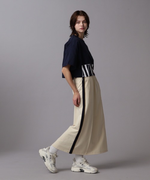 AVIREX（アヴィレックス）の「HEM LOGO PRINT T-SHIRT/ヘムロゴプリントTシャツ（Tシャツ/カットソー・レディース・ネイビー/ホワイト/ターコイズブルー・FREE）」の16枚目の写真