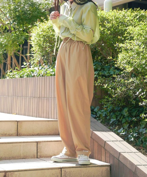 mimi toujours（ミミトゥジュール）の「サスペンダー付き 2WAY サーカス パンツ mimi toujours×しお（その他パンツ・レディース・カーキ/ベージュ・M）」の2枚目の写真