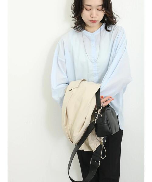 Samansa Mos2 blue（サマンサモスモスブルー）の「【軽やかコットン】後タックワイドブラウス（シャツ/ブラウス・レディース・サックスブルー/ブラック/オフホワイト・F）」の17枚目の写真