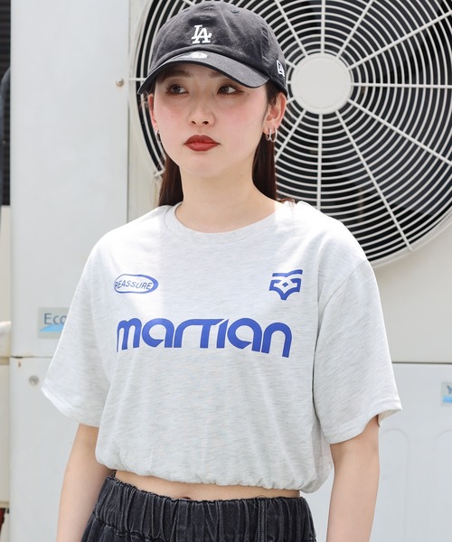 SPINNS（スピンズ）の「≪再入荷!!≫MARTIANロゴ 半袖ショート丈