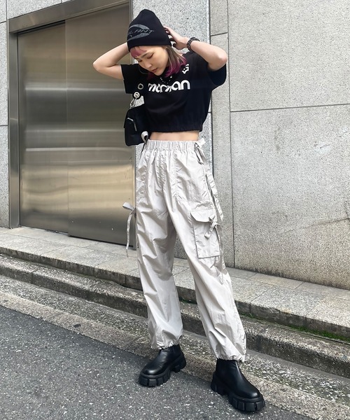 SPINNS（スピンズ）の「≪再入荷!!≫MARTIANロゴ 半袖ショート丈シャーリングTシャツ ゲームシャツ（Tシャツ/カットソー・レディース・ブラック/オフホワイト/ネイビー/オートミール/ブラウン・ONESIZE）」の22枚目の写真