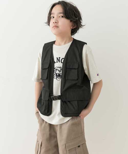 URBAN RESEARCH DOORS（アーバンリサーチドアーズ）の「マルチポケットベスト(KIDS)（ベスト・キッズ・ブラック・150/135/120）」の2枚目の写真