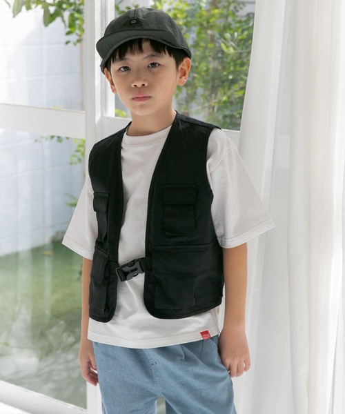 URBAN RESEARCH DOORS（アーバンリサーチドアーズ）の「マルチポケットベスト(KIDS)（ベスト・キッズ・ブラック・150/135/120）」の7枚目の写真