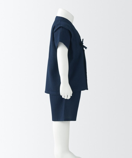 無印良品（ムジルシリョウヒン）の「ベビー　リヨセル混　ワッフル織　甚平（ルームウェア/パジャマ・キッズ・ネイビー・100-110/80-90）」の3枚目の写真