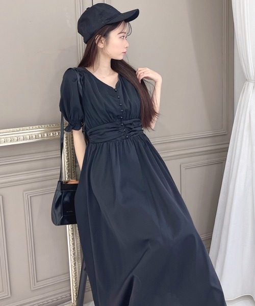 MIIA(ミーア)の「パフスリーブ半袖マキシワンピース(ワンピース・レディース・チェック/ドット/ホワイト系その他2/ブラック系その他/ブルー/ブラック/ブルー系その他/ブルー系その他2/ブラック系その他2/オフホワイト・FREE)」の4枚目の写真