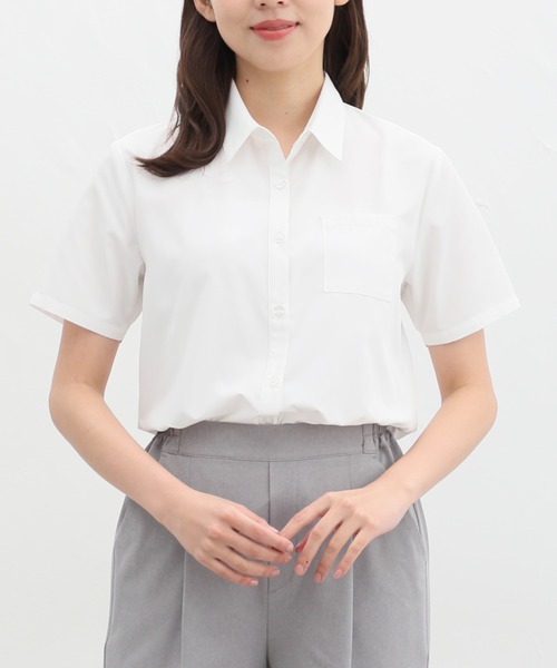 Honeys(ハニーズ)の「半袖レギュラーシャツ(ビジネスシャツ・レディース・ホワイト×グレー/ブラック/ピンク系その他/ブルー系その他2/ホワイト/ブルー系その他・S/M/L/LL/3L)」の1枚目の写真