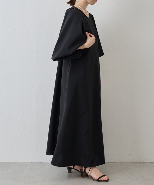 【値下】【新品タグ付】￼BEARDSLEY リベタート バックシャーリングワンピ BEARDSLEY（ビアズリー）の「《LIVETART》バックシャーリング