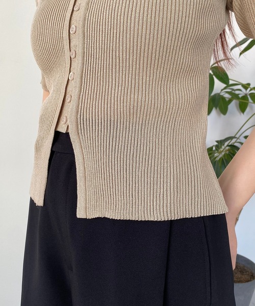 CAPRICIEUX LE'MAGE（カプリシューレマージュ）の「2WAY前立てボタンカーディガン（カーディガン/ボレロ・レディース・イエロー/ブラック/ホワイト/ベージュ・FREE）」の11枚目の写真