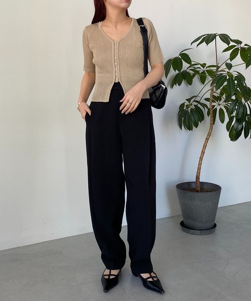 CAPRICIEUX LE'MAGE（カプリシューレマージュ）の「2WAY前立てボタンカーディガン（カーディガン/ボレロ・レディース・イエロー/ブラック/ホワイト/ベージュ・FREE）」の18枚目の写真