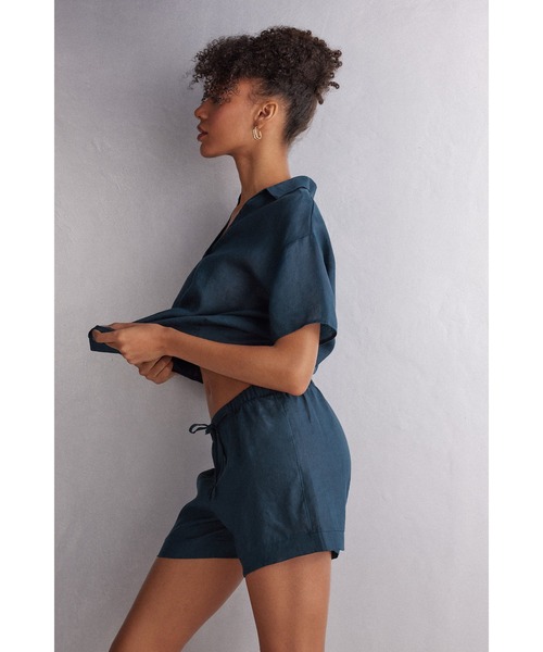 Intimissimi(インティミッシミ)の「リネンファブリック ショートパンツ(その他パンツ・レディース・ホワイト/サンドベージュ/インディゴブルー/スカイブルー/ピンクベージュ/カーキ/モカ・M/S/L)」の8枚目の写真