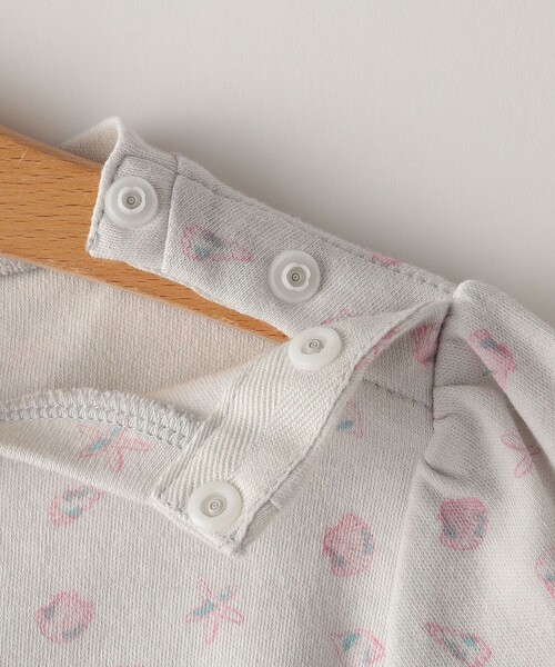 SHIPS(シップス)の「SHIPS KIDS:80~90cm / シェル テキスタイル 半袖 TEE(Tシャツ/カットソー・キッズ・ライトグレー/オフホワイト・80/90)」の5枚目の写真