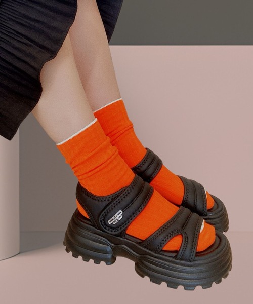 Sugar Sugar(シュガーシュガー)の「【SUGAR SUGARシュガーシュガー】ふわふわ マシュマロ スポサン(やわらかいサンダル)9100(サンダル・レディース・アイボリー/ブラック/ベージュ・S/M/L/LL)」の2枚目の写真