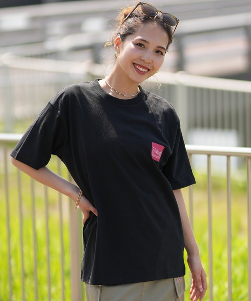 Manhattan Portage（マンハッタンポーテージ）の「Manhattan Portage/マンハッタンポーテージ オーバーサイズTシャツ LOGO MP-M375（Tシャツ/カットソー・レディース・ホワイト/ブラック/ライム・M/L/XL）」の10枚目の写真