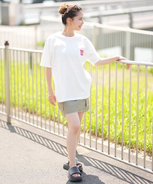 Manhattan Portage（マンハッタンポーテージ）の「Manhattan Portage/マンハッタンポーテージ オーバーサイズTシャツ LOGO MP-M375（Tシャツ/カットソー・レディース・ホワイト/ブラック/ライム・M/L/XL）」の8枚目の写真