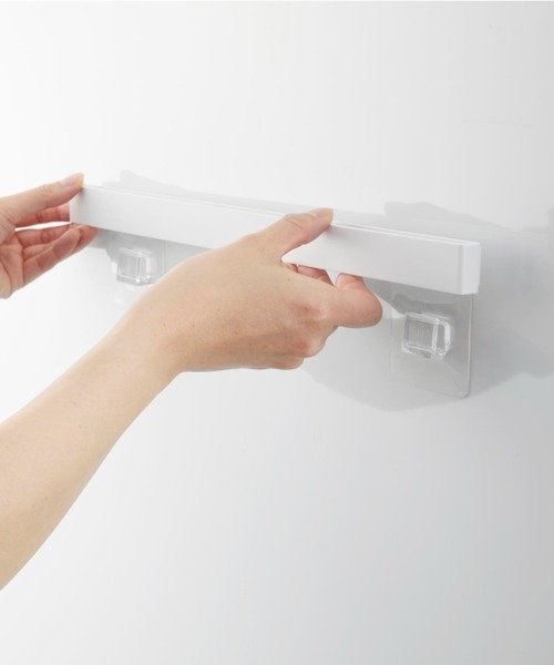 tower（タワー）の「tower フィルムフック歯ブラシ&歯磨き用品収納セット（バス/トイレグッズ・レディース・ホワイト・フリー）」の2枚目の写真