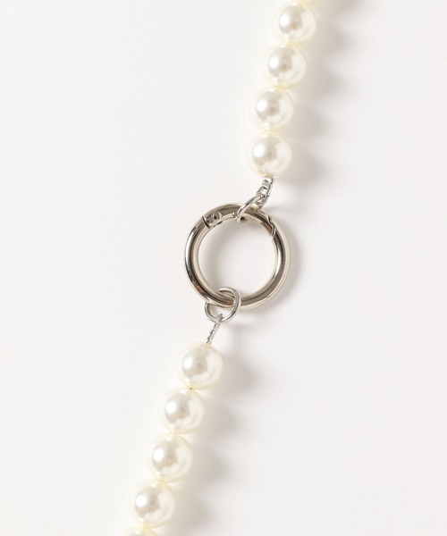 Me%(ミィパーセント)の「リボンチャーム付きボールモバイルストラップ 126830(スマホグッズ・レディース・シルバー/アイボリー・FREE)」の22枚目の写真