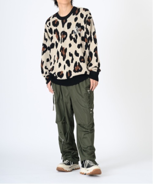 RE730（アールイーセブンサーティー）の「【RE730】総柄ニットセーター（Tシャツ/カットソー・メンズ・ブラック系1/ブラック系3/ベージュ系2/ブラック系2/ベージュ系1・MEDIUM/LARGE）」の6枚目の写真