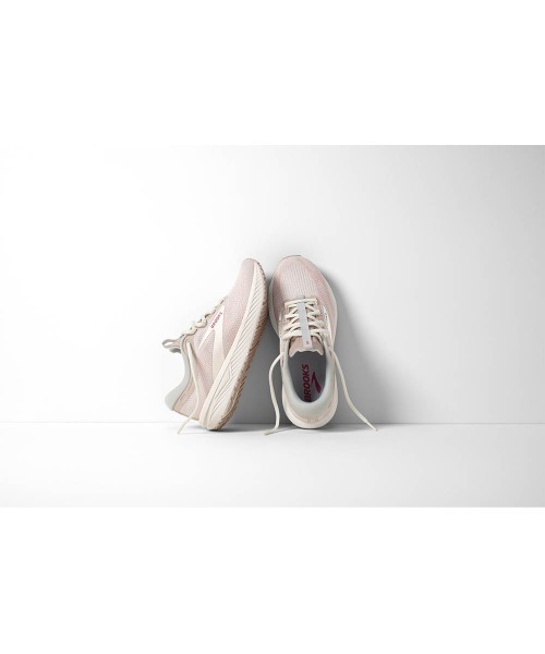 BROOKS(ブルックス)の「BROOKS/Revel7/レベル7/4242(スニーカー・レディース・ブラック/グレー・22.5cm/23.0cm/23.5cm/24.0cm/24.5cm/25.0cm/25.5cm/26.0cm/22.0cm)」の12枚目の写真